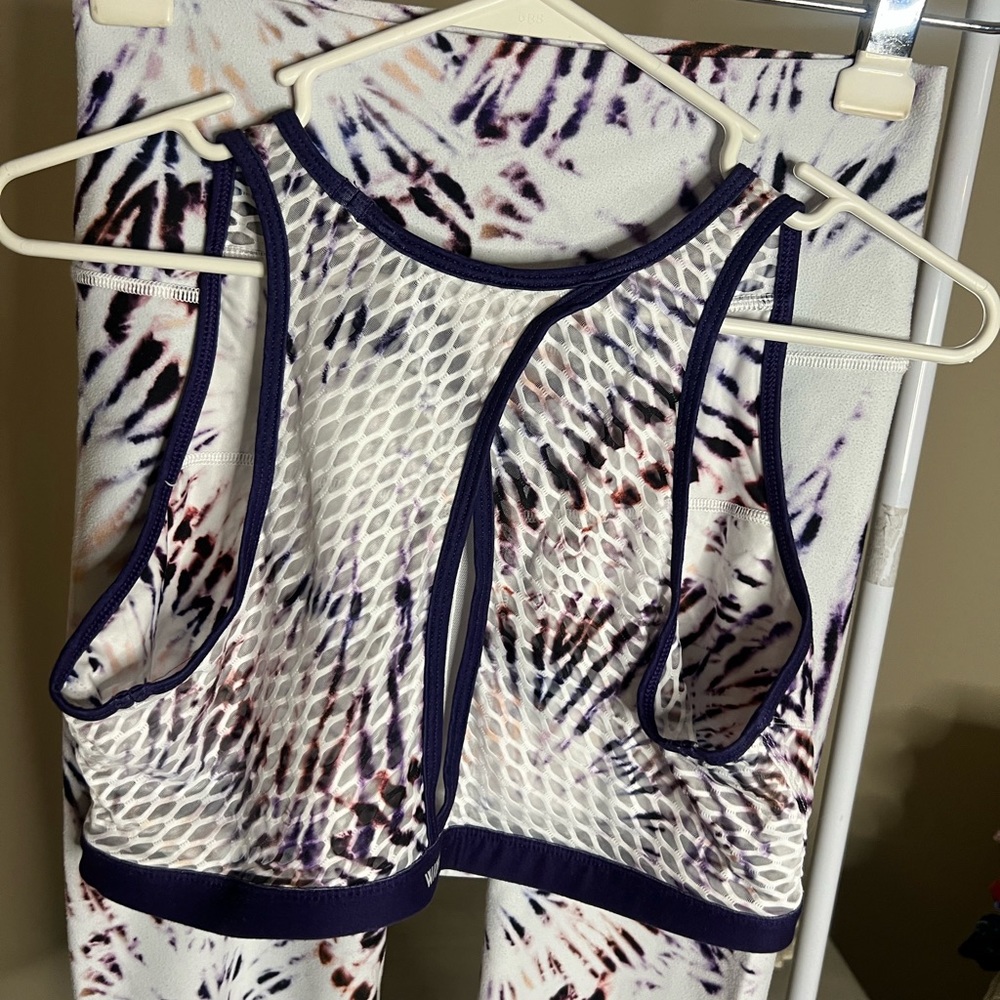 Peloton Set | Capri Leggings and Bra
